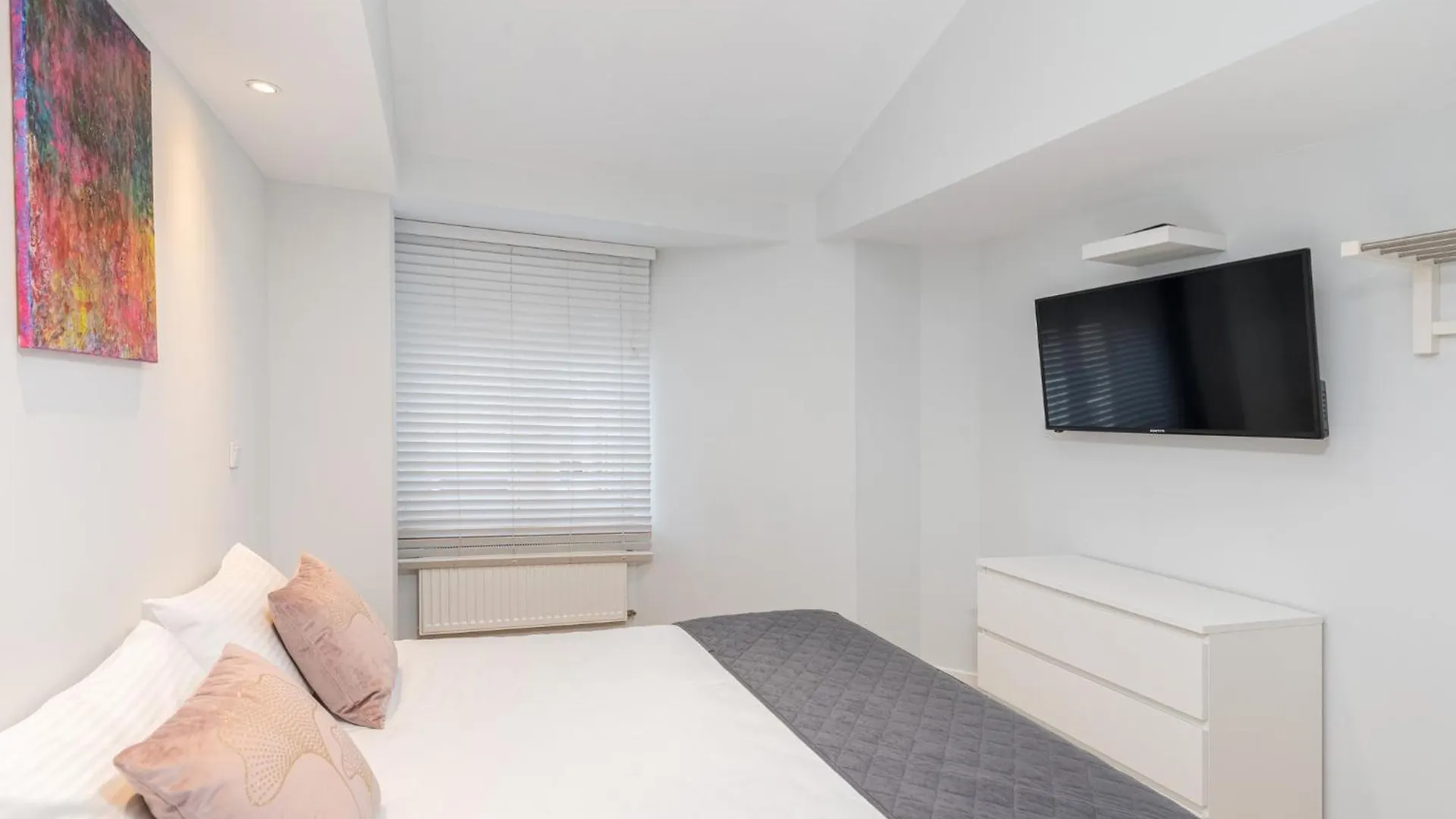 S18 Boutique Residence - Krakow Old Town Aparthotel