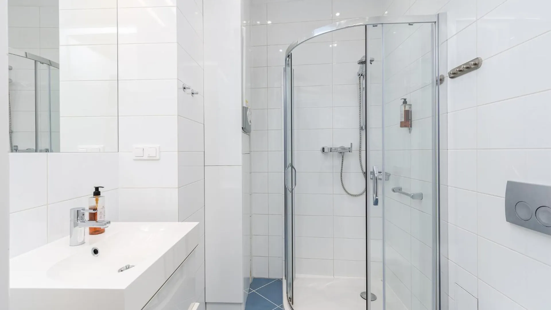 S18 Boutique Residence - Krakow Old Town Polonia